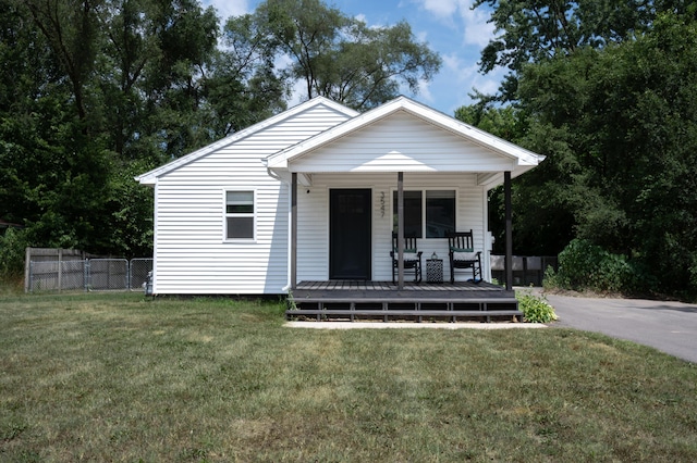 3547 N Blue Creek Rd, Benton Harbor, MI 49022 - photo 1