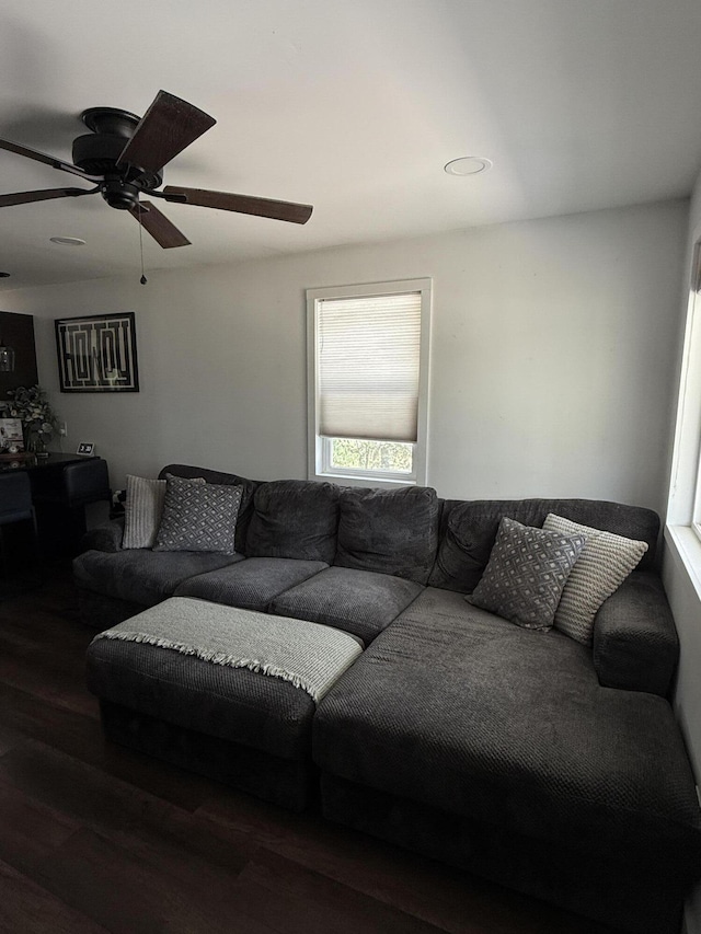 3547 N Blue Creek Rd, Benton Harbor, MI 49022 - photo 5
