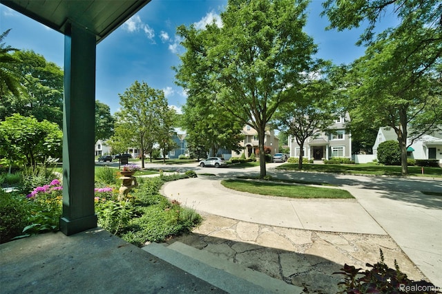 1060 Hazel St, Birmingham, MI 48009 - photo 17