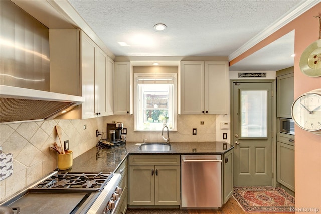 1060 Hazel St, Birmingham, MI 48009 - photo 30