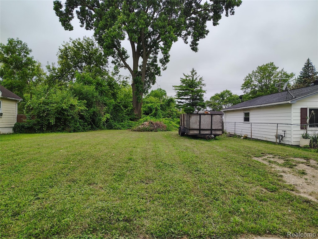 821 Robinwood St, Pontiac, MI 48340 - photo 1