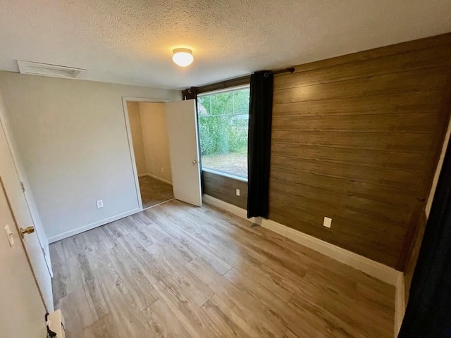 643 S Grant Ave, Three Rivers, MI 49093 - photo 19