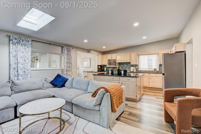 1021 N Altadena Ave, Royal Oak, MI 48067 - photo 2