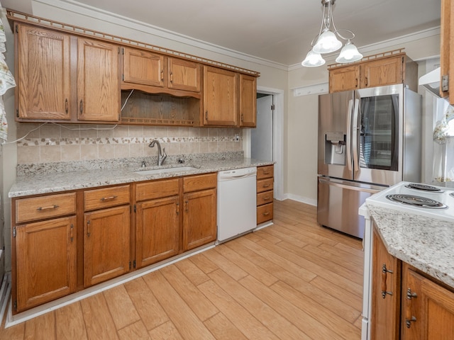 213 Prospect St, South Haven, MI 49090 - photo 4