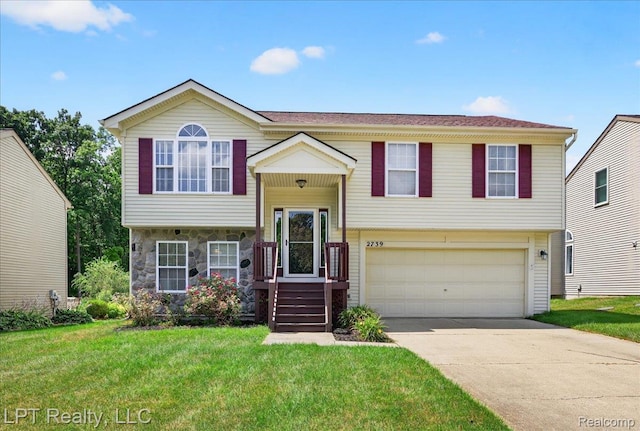 2739 Moosewood Dr, Waterford, MI 48329 - photo 2