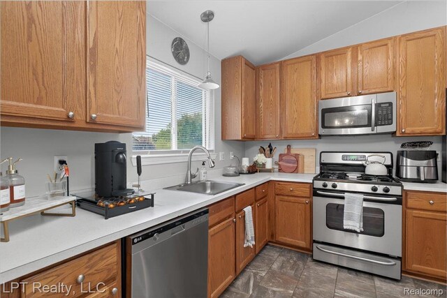 2739 Moosewood Dr, Waterford, MI 48329 - photo 11