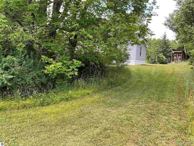 10694 Freeman Rd, Mesick, MI 49668 - photo 40