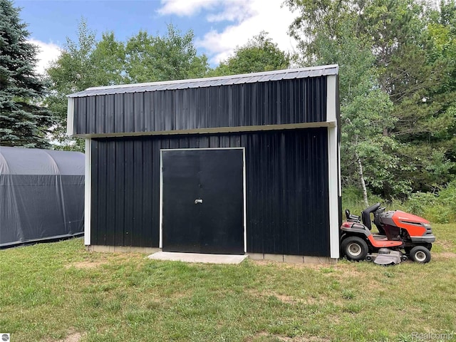 10694 Freeman Rd, Mesick, MI 49668 - photo 11