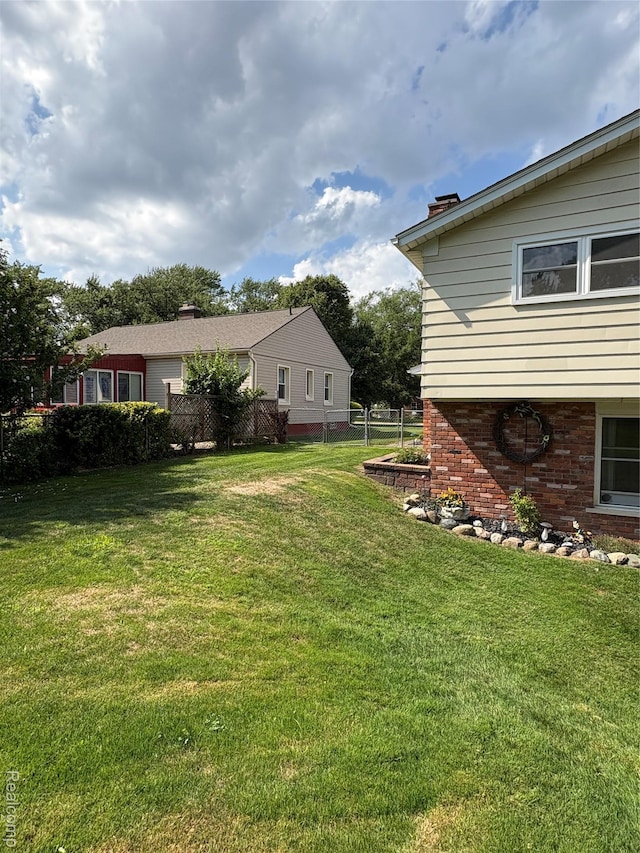 21100 Martin Rd, Saint Clair Shores, MI 48081 - photo 32