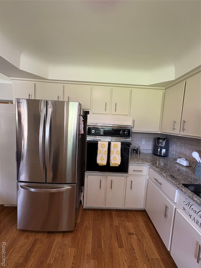 21100 Martin Rd, Saint Clair Shores, MI 48081 - photo 6
