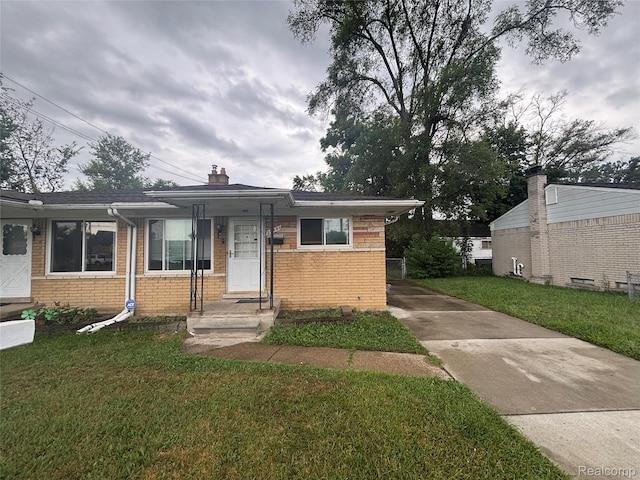 27441 Avondale St, Inkster, MI 48141 - photo 1