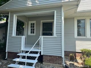 1536 W Genesee St, Lapeer, MI 48446 - photo 9