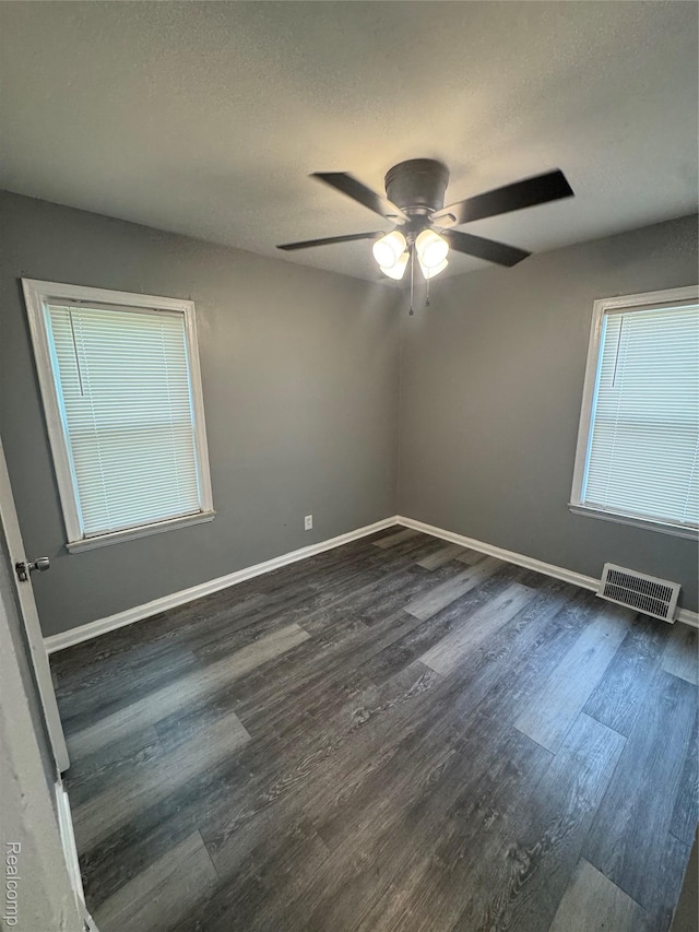 18790 Kingsville St, Harper Woods, MI 48225 - photo 10
