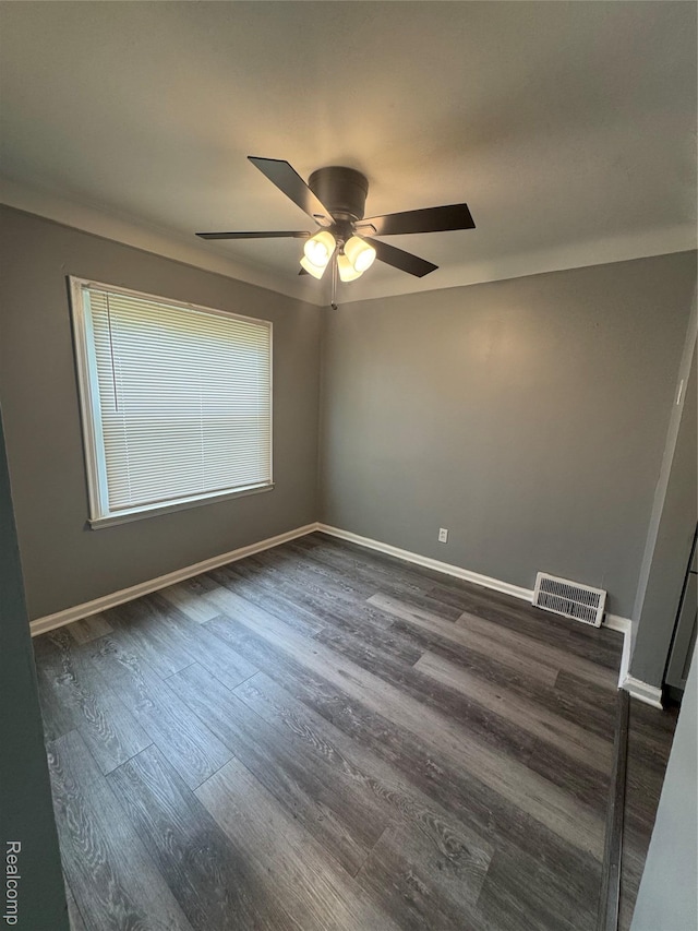 18790 Kingsville St, Harper Woods, MI 48225 - photo 8
