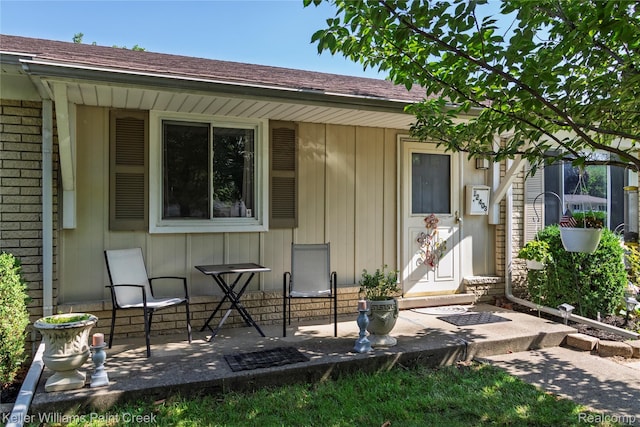 12403 N York Dr, Sterling Heights, MI 48313 - photo 1