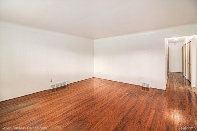 8160 Busch St, Center Line, MI 48015 - photo 6
