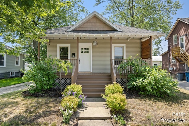 820 Waverly Ave, Grand Haven, MI 49417 - photo 1
