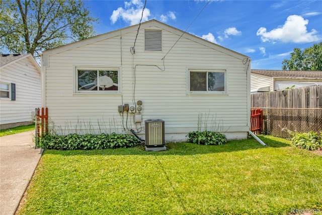 22107 Downing St, Saint Clair Shores, MI 48080 - photo 24