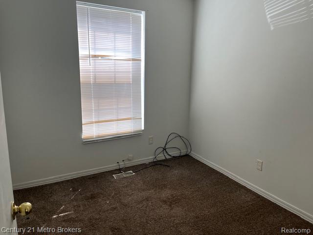 1329 E Decamp St, Burton, MI 48529 - photo 5