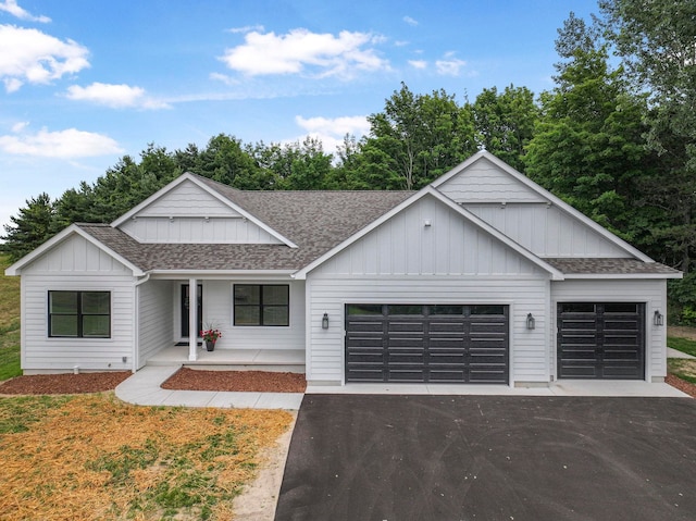 12060 E Spinnaker Ln, Suttons Bay, MI 49682 - photo 1