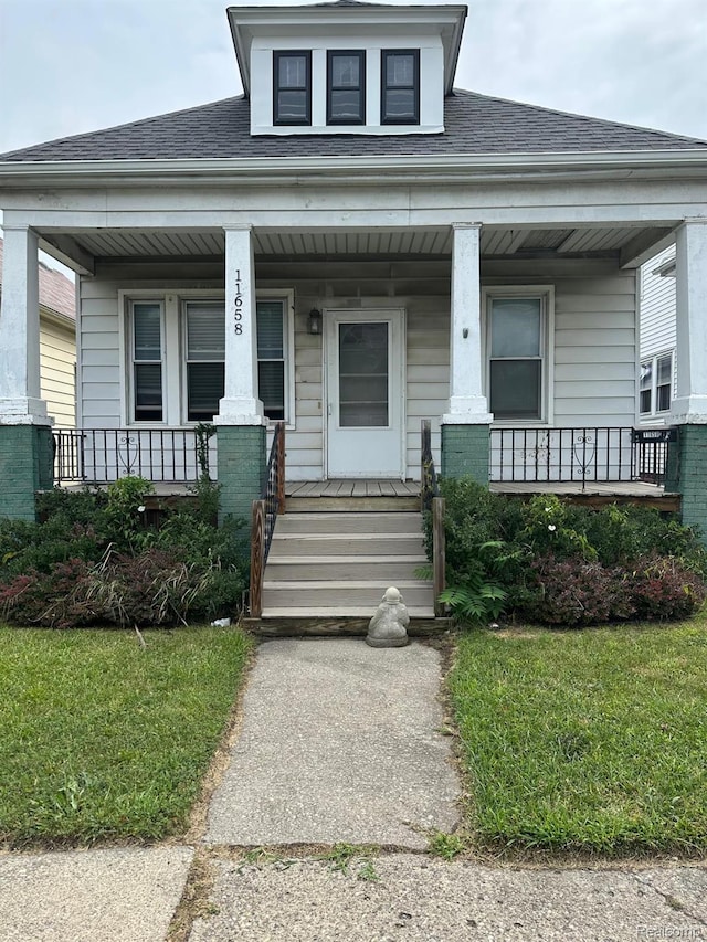 11658 Lumpkin St, Hamtramck, MI 48212 - photo 1