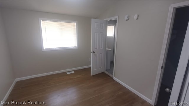24270 Radclift St, Oak Park, MI 48237 - photo 6