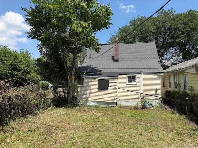 2105 25th St, Detroit, MI 48216 - photo 3