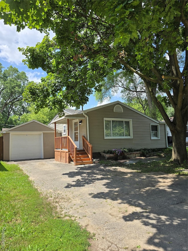 21411 Collingham Ave, Farmington Hills, MI 48336 - photo 1