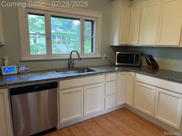 617 N Madison St, Lapeer, MI 48446 - photo 16