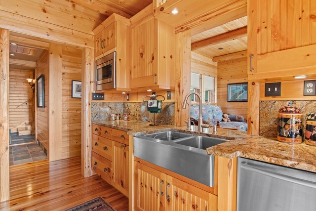 8739 Skegemog Point Rd, Williamsburg, MI 49690 - photo 30