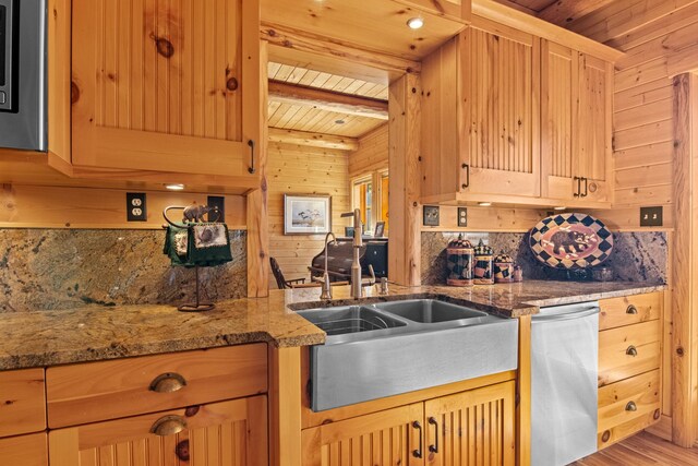 8739 Skegemog Point Rd, Williamsburg, MI 49690 - photo 29