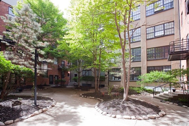 6533 E Jefferson Ave Unit 304, Detroit, MI 48207 - photo 33