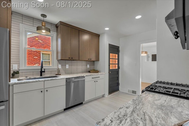 2406 Benjamin Ave, Royal Oak, MI 48073 - photo 12
