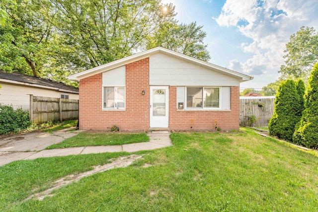 6516 Oak St, Taylor, MI 48180 - photo 3