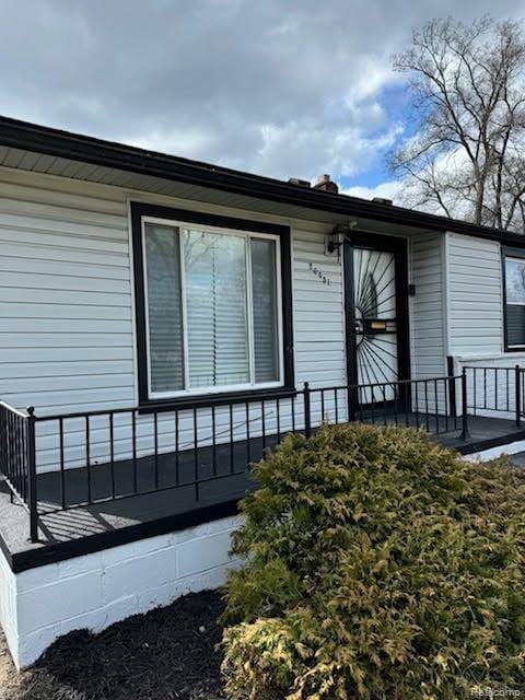 20431 Fenton St, Detroit, MI 48219 - photo 4