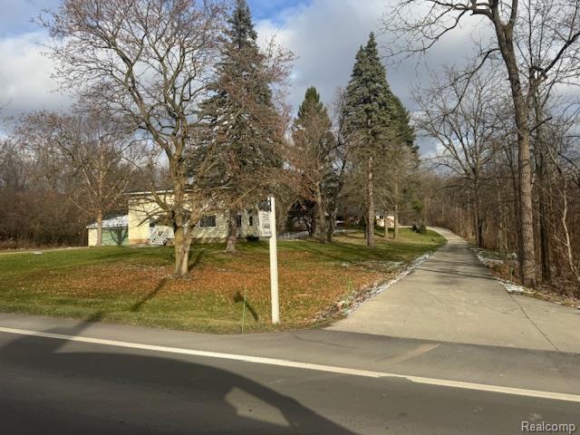 1460 W Silverbell Rd, Lake Orion, MI 48359 - photo 4