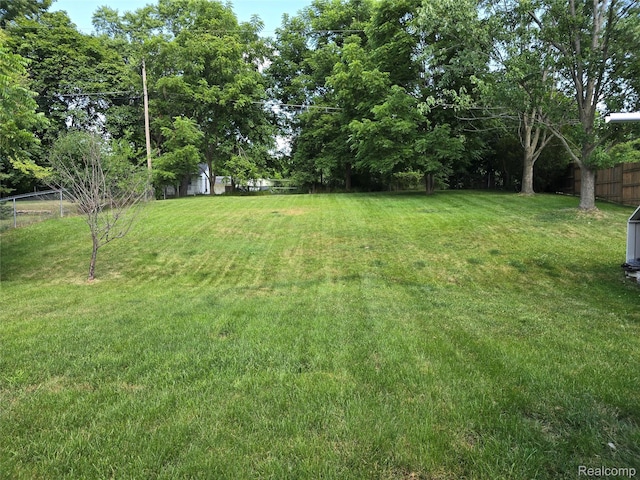 5333 Fern Ave, Grand Blanc, MI 48439 - photo 4