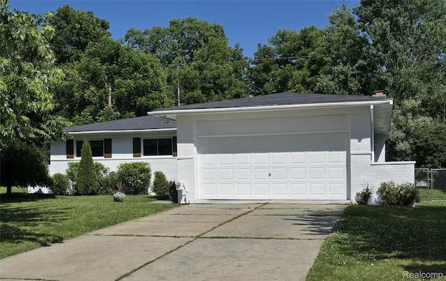 5333 Fern Ave, Grand Blanc, MI 48439 - photo 1