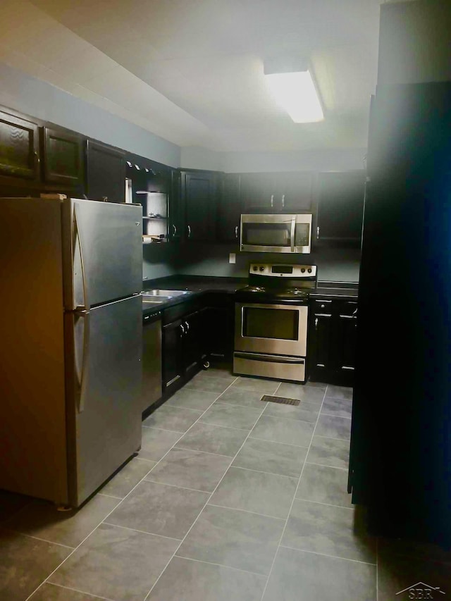 513 N Oakley St, Saginaw, MI 48602 - photo 22