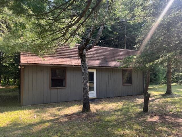 4222 N Spruce Ave, White Cloud, MI 49349 - photo 2