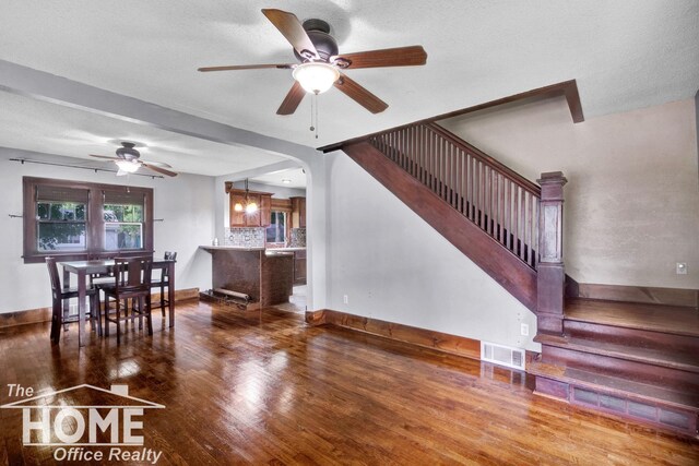 716 N Hickory St, Owosso, MI 48867 - photo 3