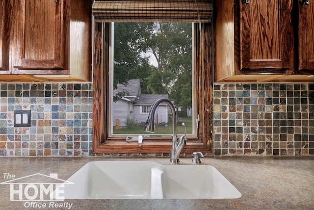 716 N Hickory St, Owosso, MI 48867 - photo 6