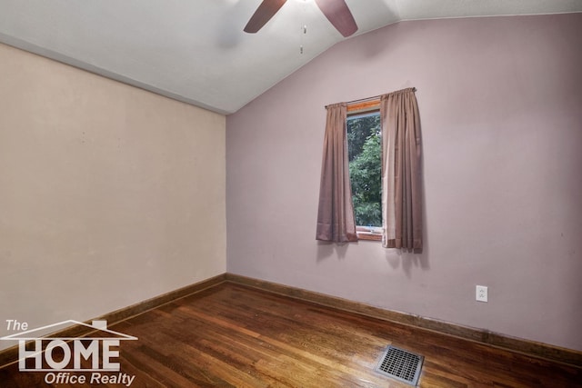 716 N Hickory St, Owosso, MI 48867 - photo 12