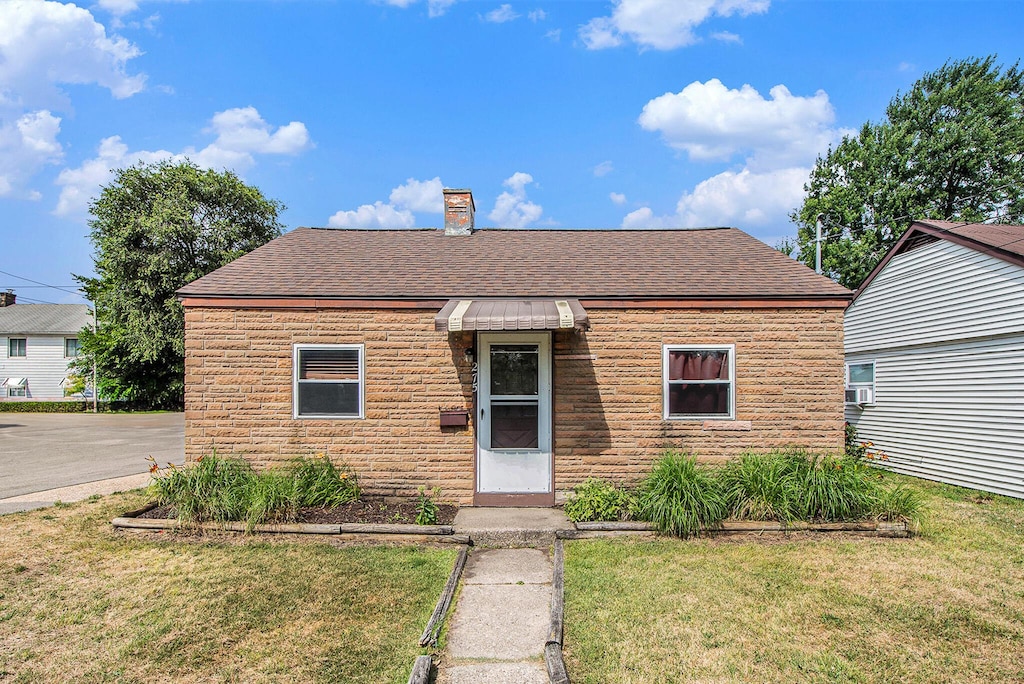 275 Leyden Ave SW, Grand Rapids, MI 49504 - photo 1