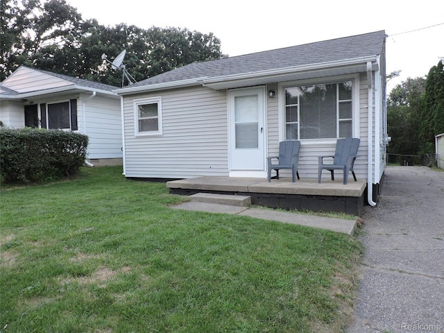 4014 Jacque St, Flint, MI 48532 - photo 1