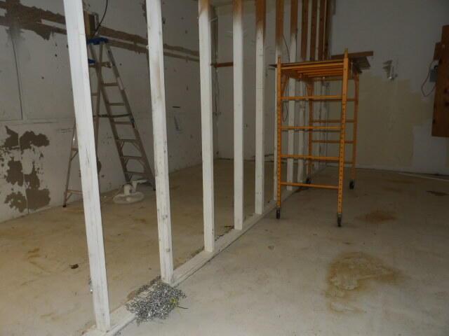 4279 Halbert Rd, Battle Creek, MI 49017 - photo 25