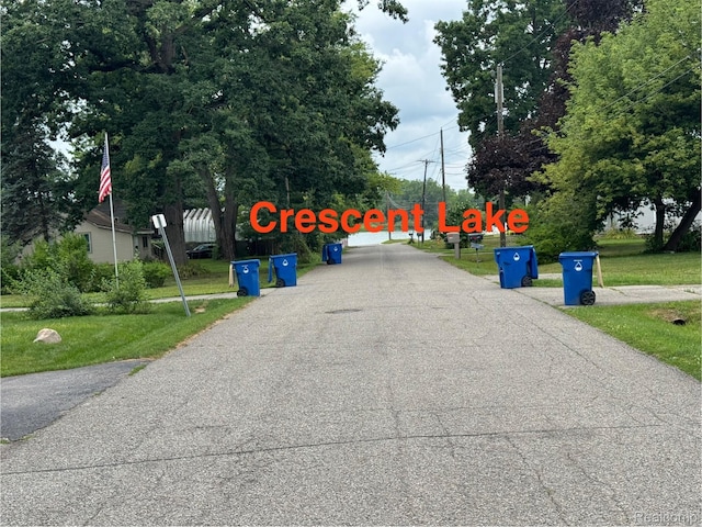 4841 Fenmore Ave, Waterford, MI 48328 - photo 20