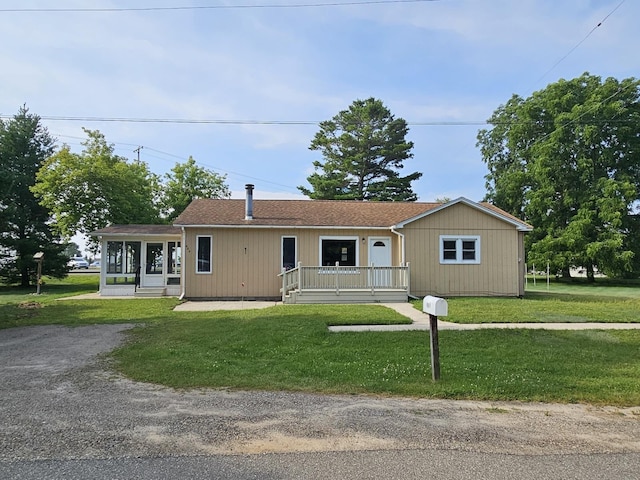 404 E N St, Tawas City, MI 48763 - photo 1