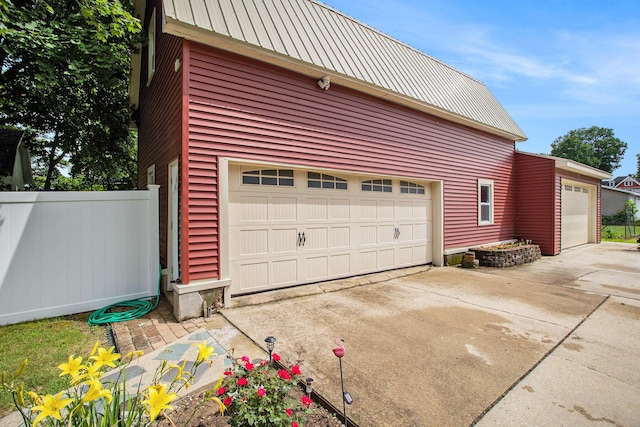 213 W Chicago St, Coldwater, MI 49036 - photo 2