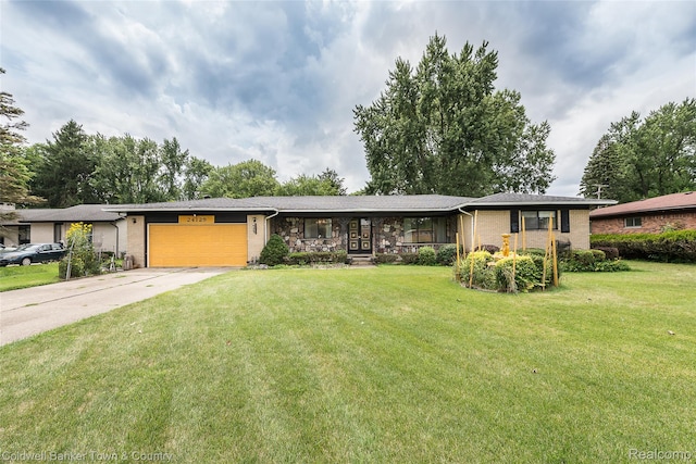 24129 Philip Dr, Southfield, MI 48075 - photo 1